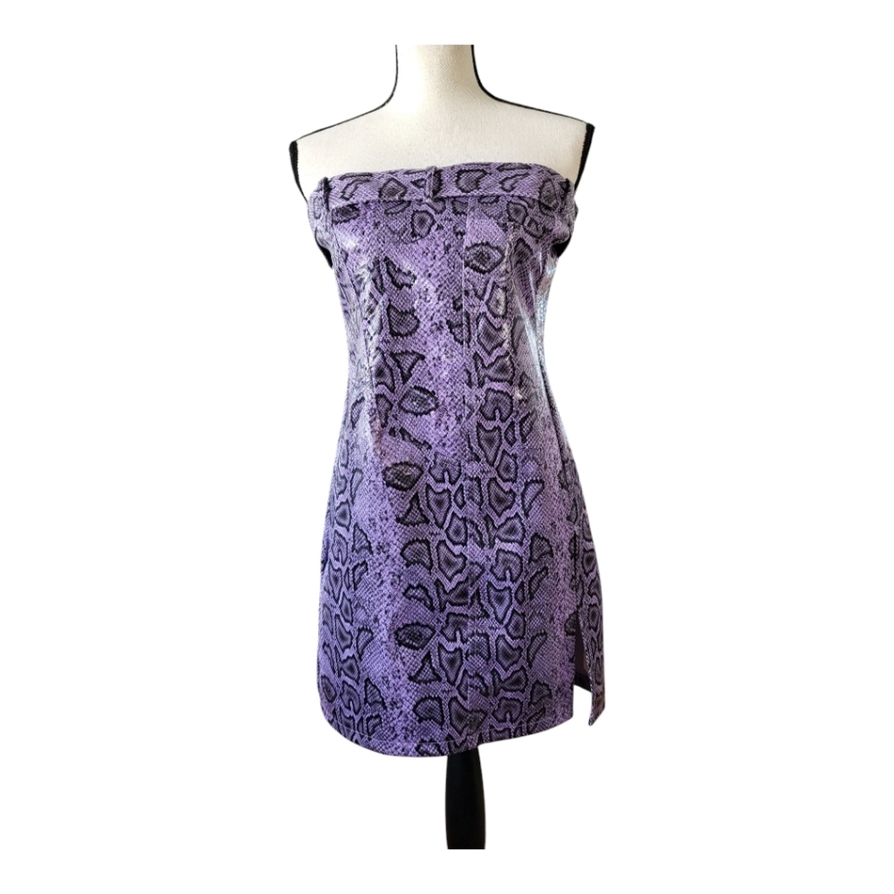 💕Pretty little things strapless faux‎ snake skin bodycon mini dress